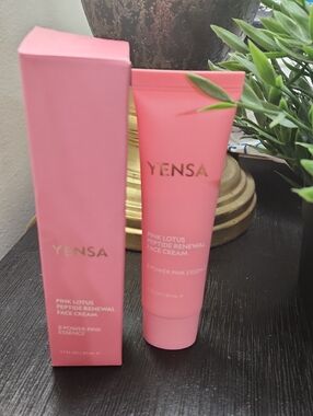 Yensa Beauty Pink Lotus Peptide Renewal Face Cream